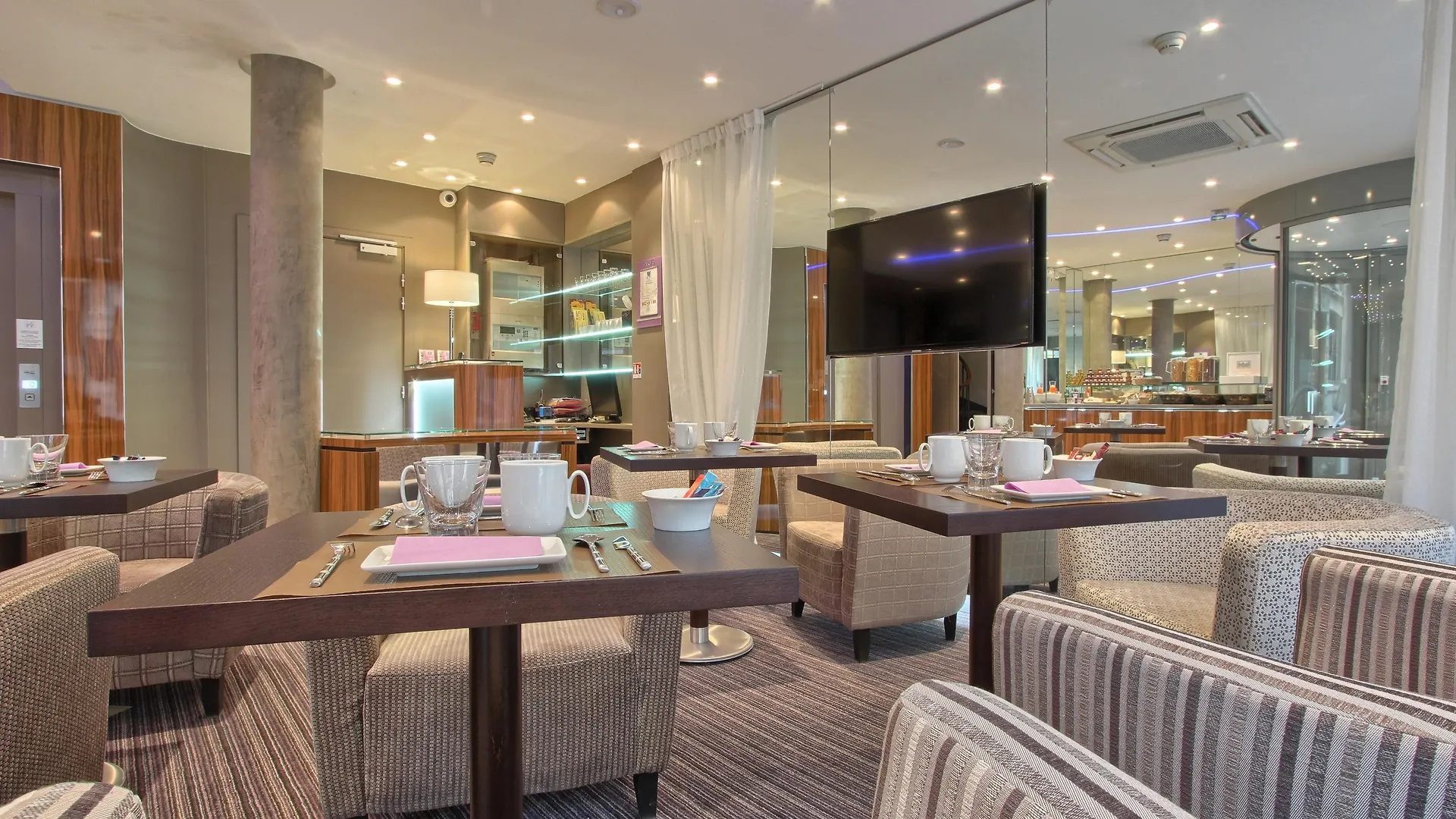 Chamar Hotel 4*